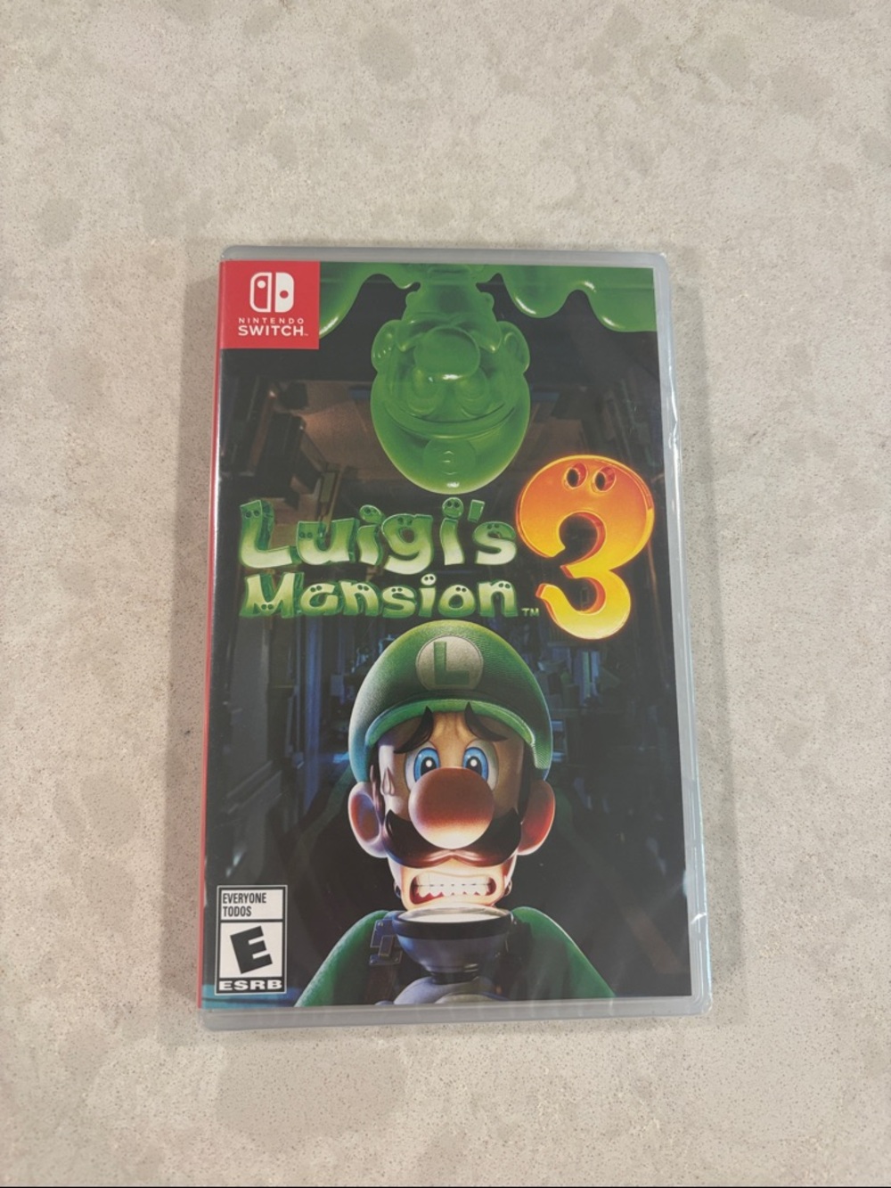 Nintendo Switch Luigi's Mansion 3 - Green and Yellow Cover